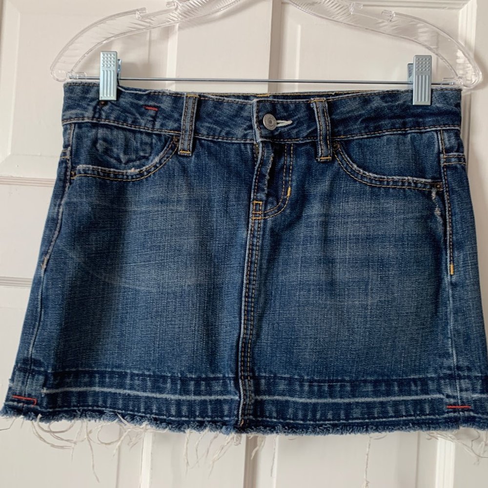 Classic Frayed Hem Jean Skirt